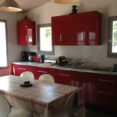 Feriehus La Sauniere. *